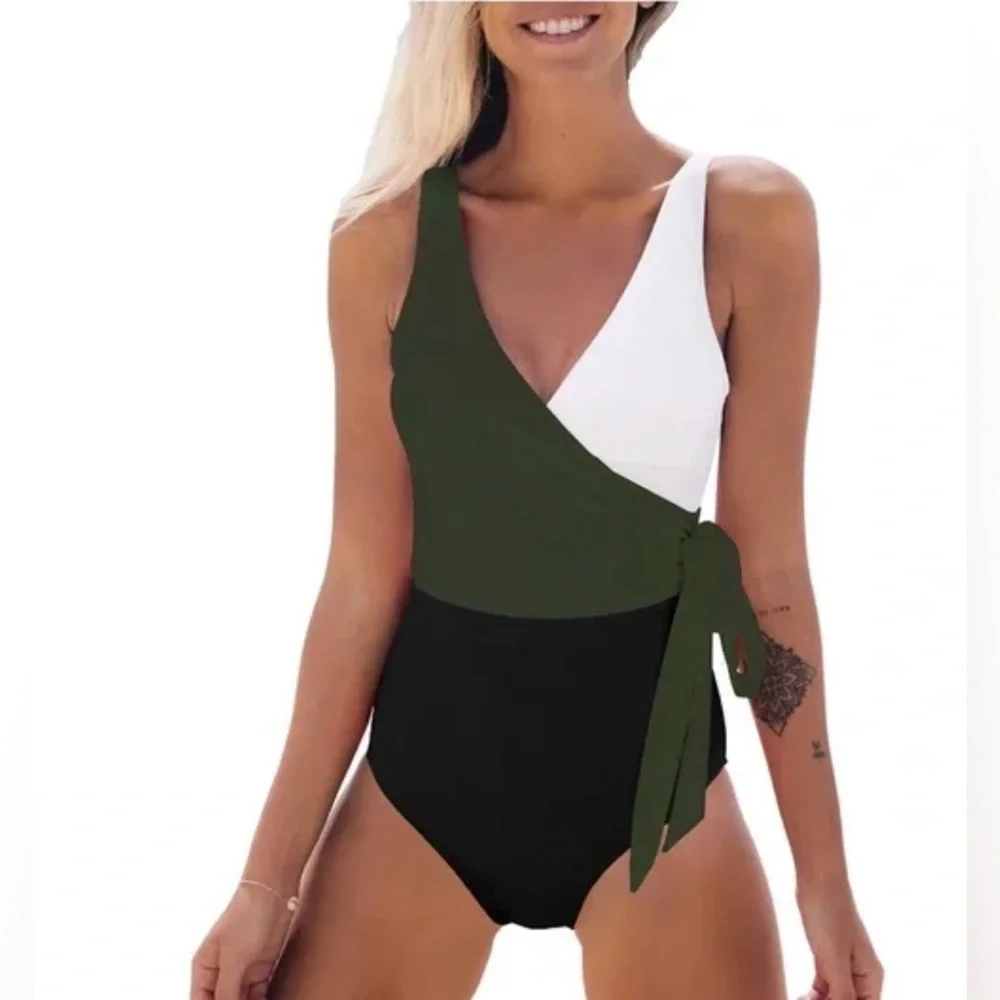 Cupshe Olive and Black Wrap Colorblock Swimsuit - XL